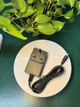 Output 12V DC 5 Amperes Wall Plug Adapter