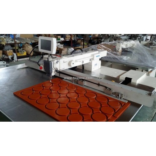 Machine à coudre électronique à motif programmable