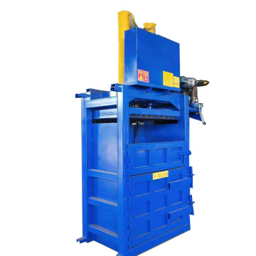 Hydraulic baling press for pet bottle