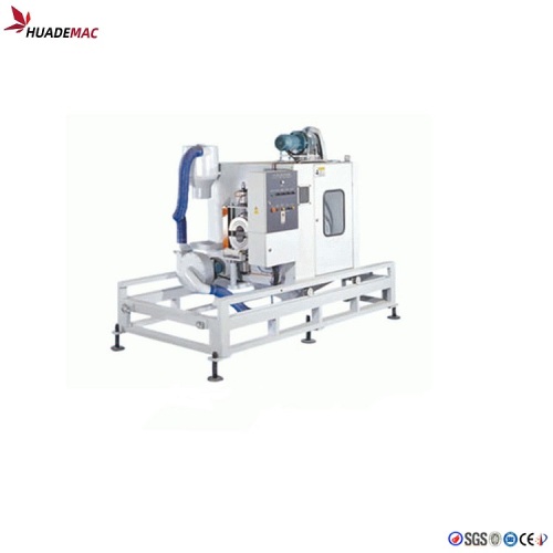 Plastic pipe cutting machine