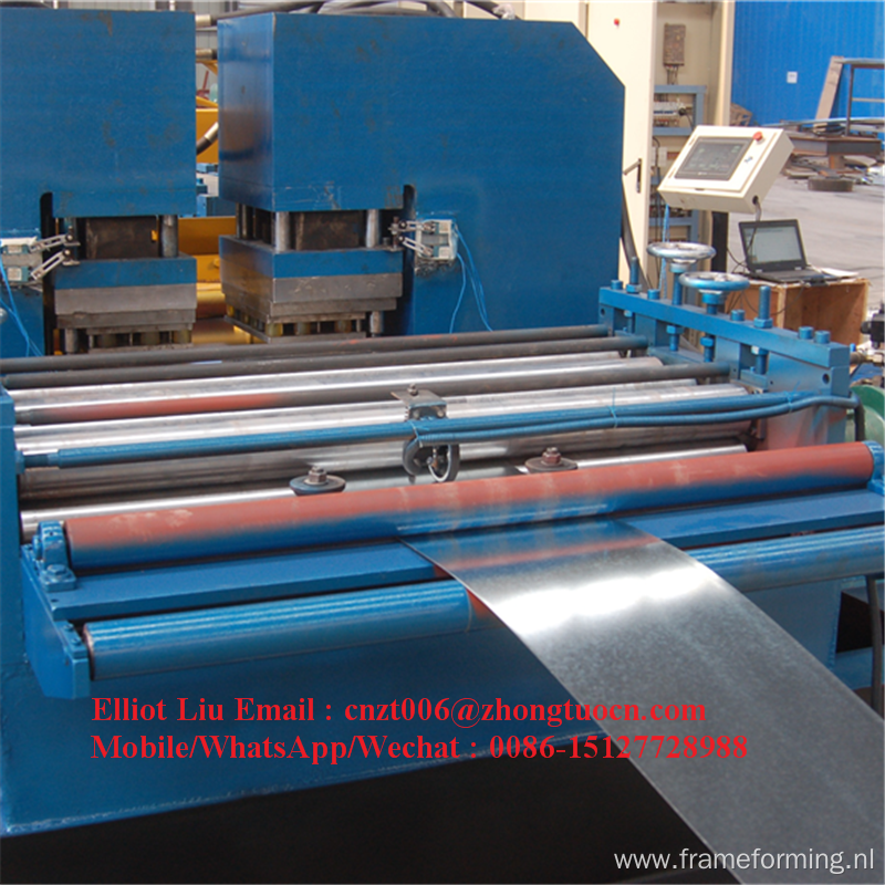 Scaffolding plank roll forming machine