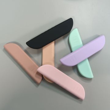 Portable Silicone Cosmetic Brush Case with Magnetic Closure - Factory Wholesale