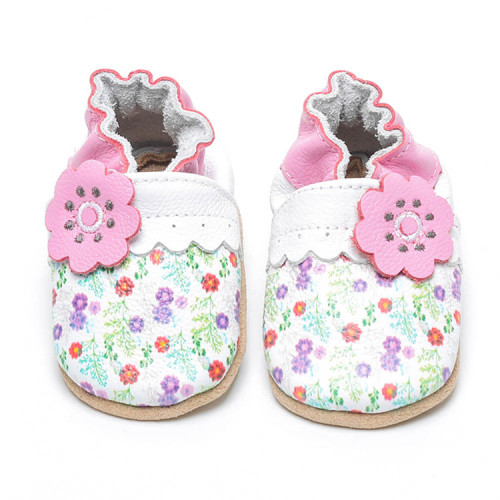 Розови цветя момичета мека кожа бебешки обувки