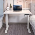 Bureau debout blanc pour petite maison