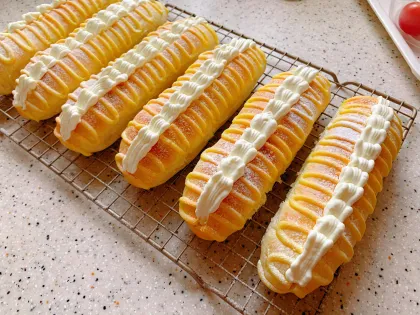 Fully Automatic French Bread Making Machine: Cream Bread Production Solution