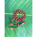 Collier de graines de lopa naturel avec perles de bodhi