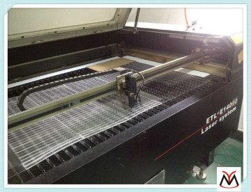 China acrylic laser cutting service /process YM15082721