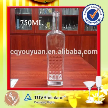 750ml beautiful flint glass vodka liquor bottle with screw cap
