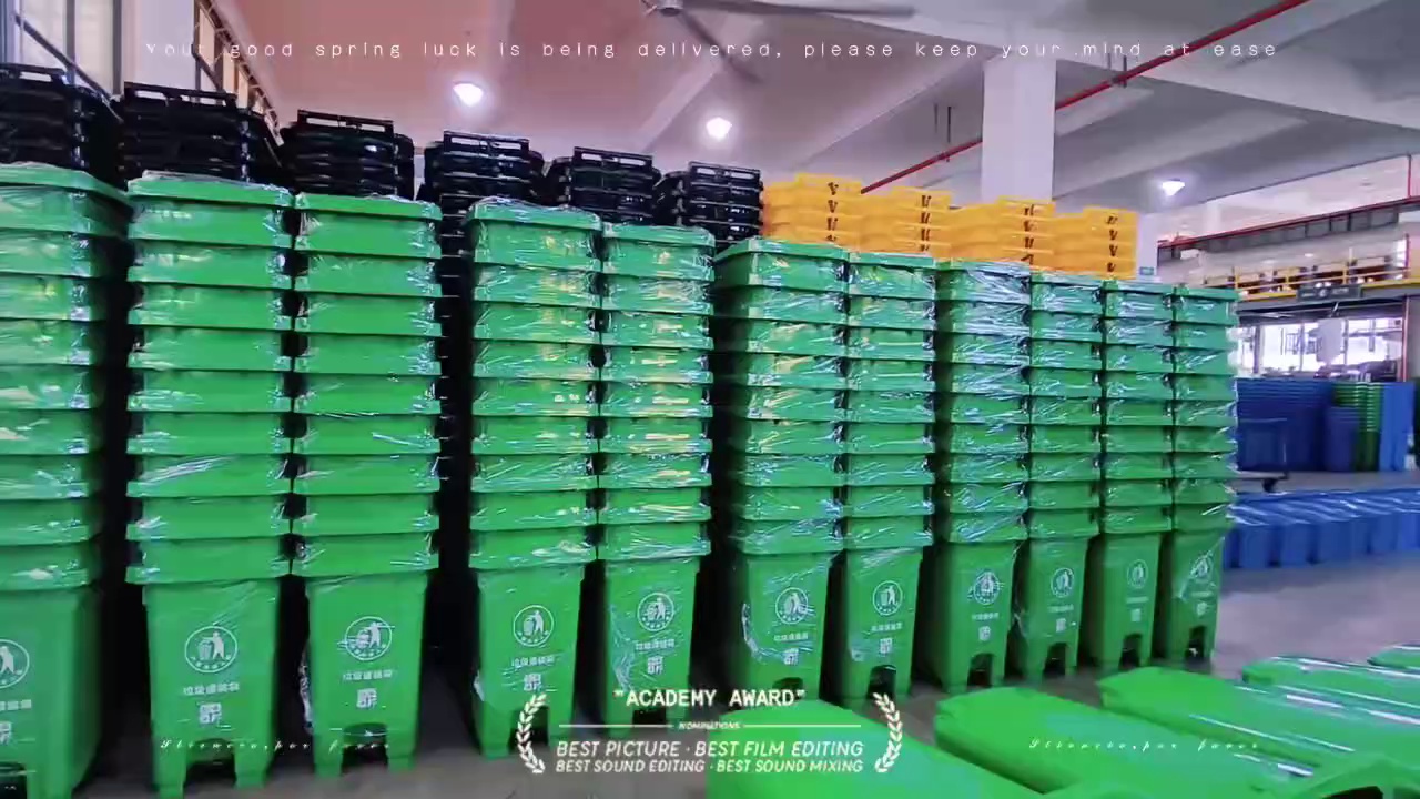 Sturdy 120-Liter Pedal Trash Can Design