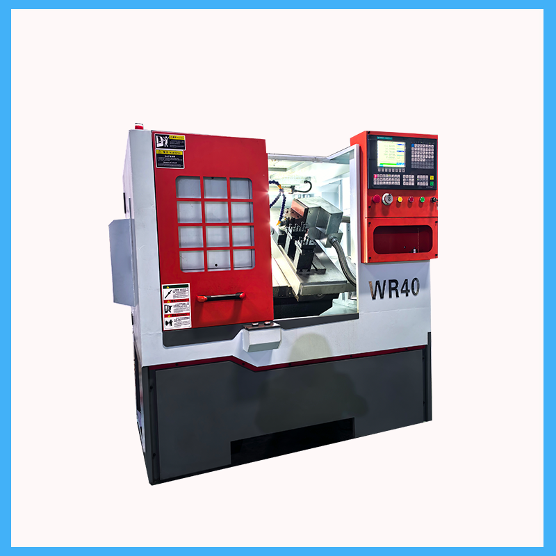 Torno CNC con riel lineal de bancada inclinada