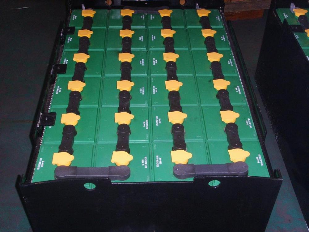 D-450 Traction Batteries Forklift Batteries