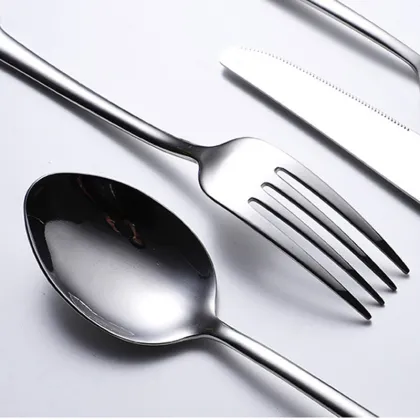 Factory wholesale restaurant home used Metal Material Cutlery spoon knife and fork sets flatware sets