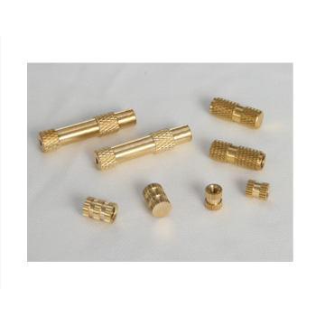 Латуневая гайка з накаткай