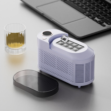 Tragbare Mini-Eiswürfelmaschine