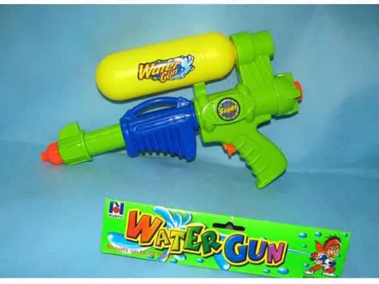 WATER GUN WITH PUMP