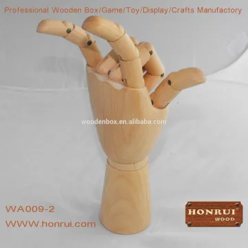 Special wooden headphone display