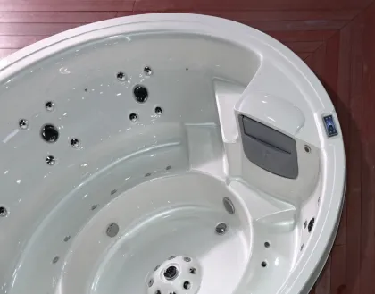 Aristech Acrylic Round Spa