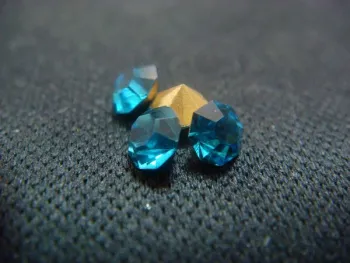 Chinese Swarovski 1028 Xilion Chaton pointback rhinestone