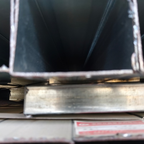 Verzinktes Vierkantrohr 98*98*1,1 mm