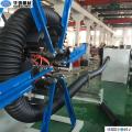 Máquina para fabricar tubos em espiral de proteção de cabos PE