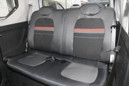 New Chinese Electric Vehicle: Wuling Hongguang MINIEV - Mini EV Cars