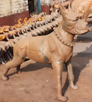 cast iron wolf banks metal animal for Garden and Home Decoration