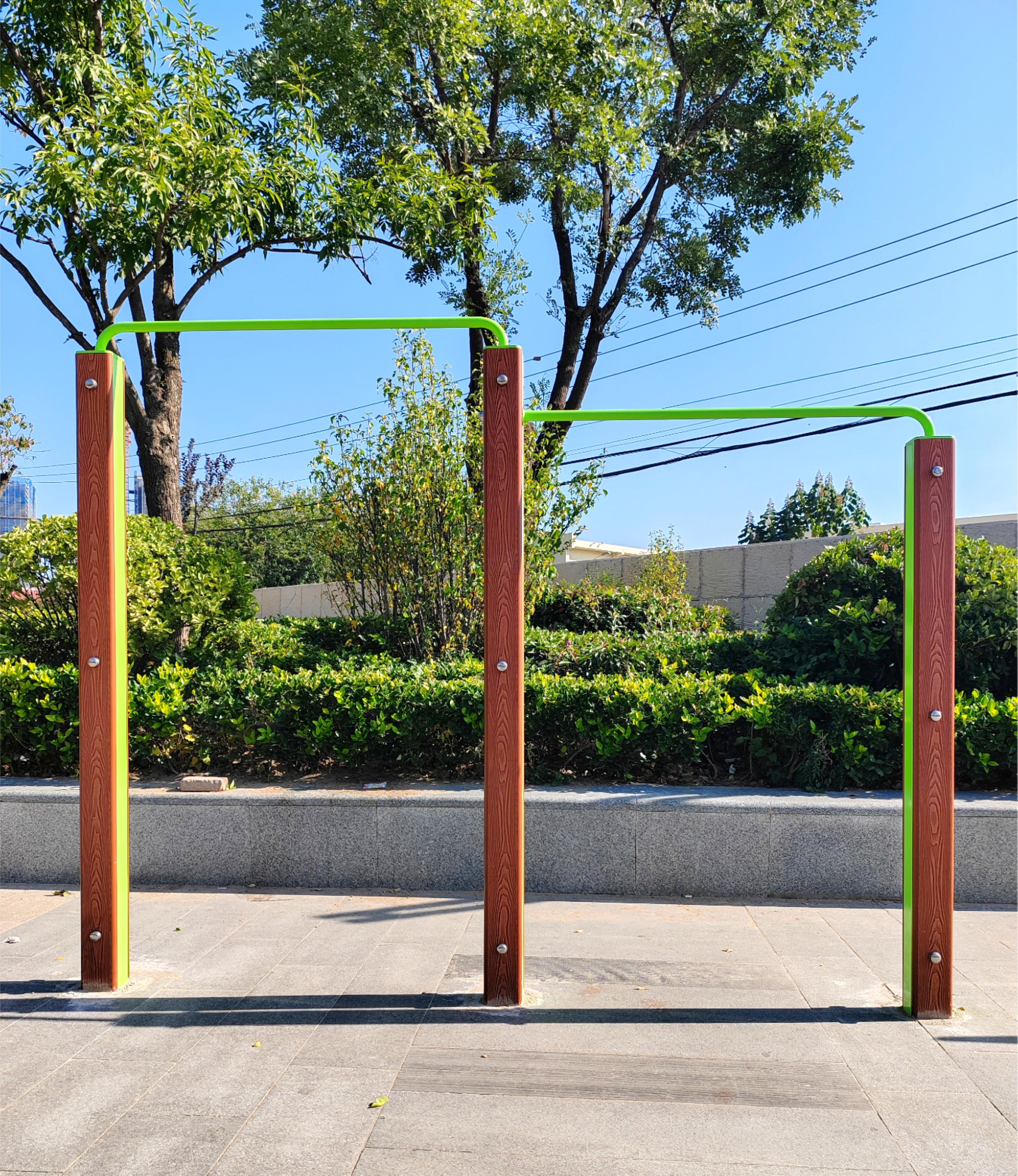 Outdoor fitness equipment