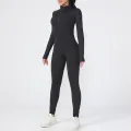 ملابس لياقة بدنية وأكمام طويلة لليوجا