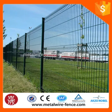 Garden using with bending wire mesh fence