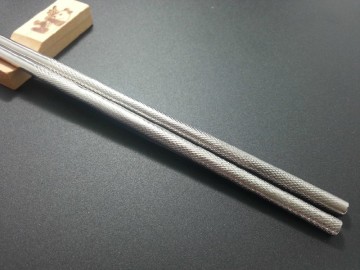 New arrival titanium chopsticks with engraved designs