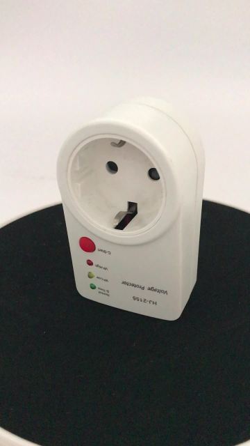 Voltage Protector With European Plugs
