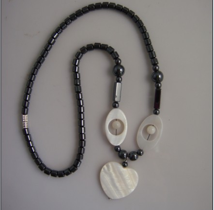 Collier de coquille de perle d&#39;hématite