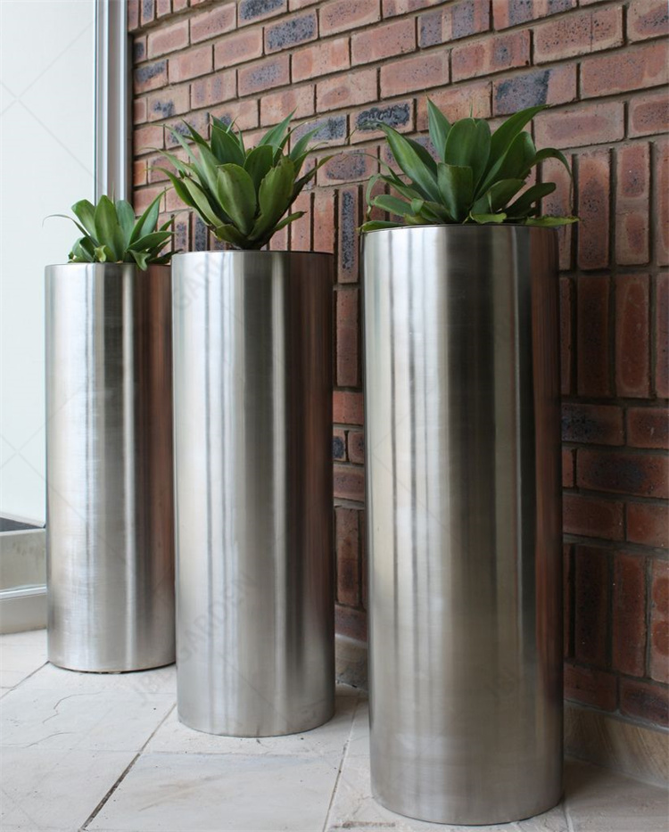 Stainless steel planter06