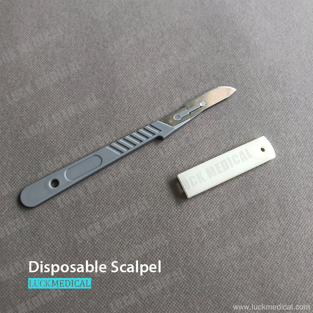 Disposable Surgical Scalpel With Plastic Handle