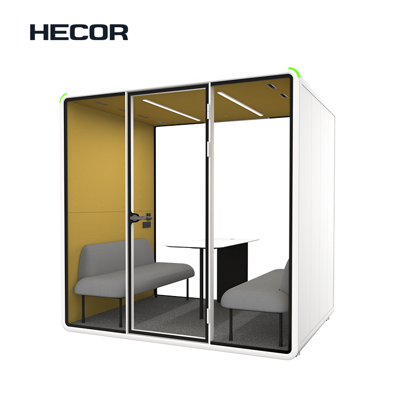 Stan Empat Orang dengan Kenyamanan Premium