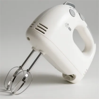Small egg beater