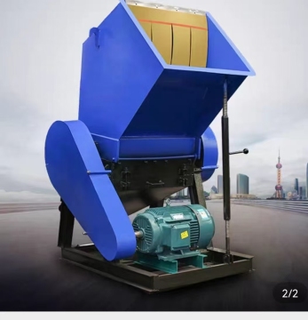 Durable Multifunctional Automatic Plastic Crusher for Home and Farm Use