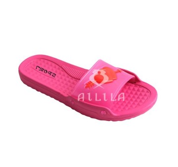 Flat pvc woman slippers