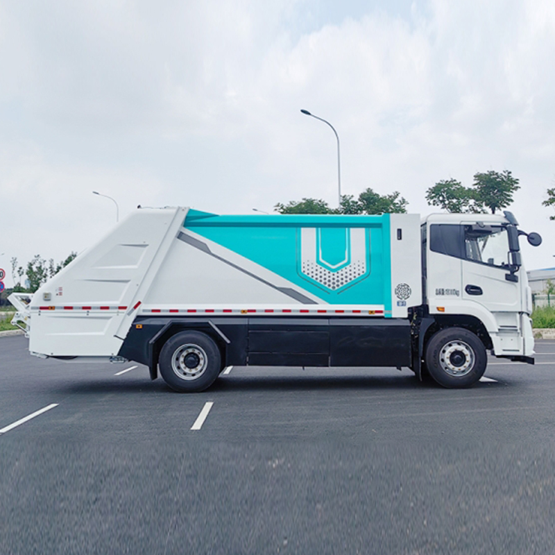 Smart Garbage Compactor Truck for Urban Recycling Solutions