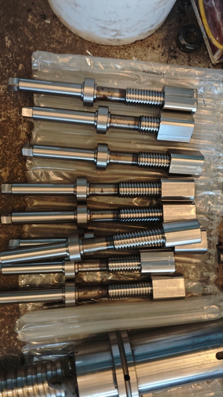 Trapezoidal lead screw