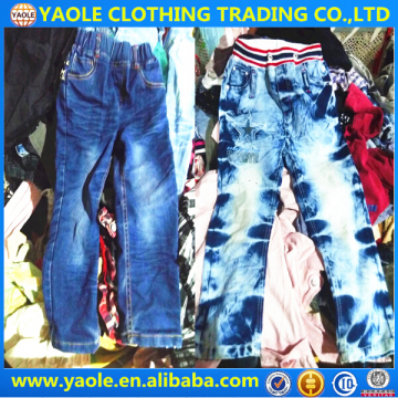 used clothes, used shoes, old gifts, second hand mixed rags used clothing