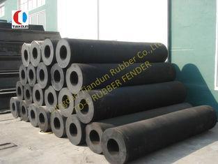 Black Cylindrical Rubber Fender With High Performance , 500