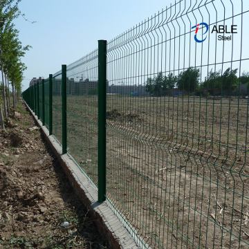 Powder Coated Curved Garden Welded Wire Mesh Fencing