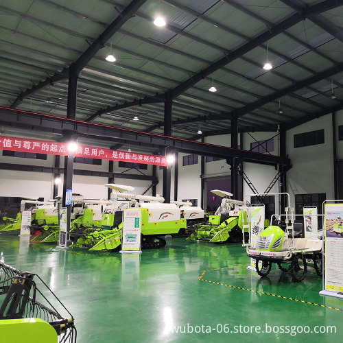 50Hp Small Agricultural Machine for High Productivity Wheat and Rice Harvesting in Wet Fields