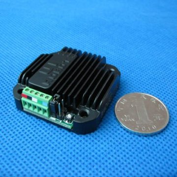 UIM24304 Διευθυντής κινητήρα βημάτων με CAN 2.0