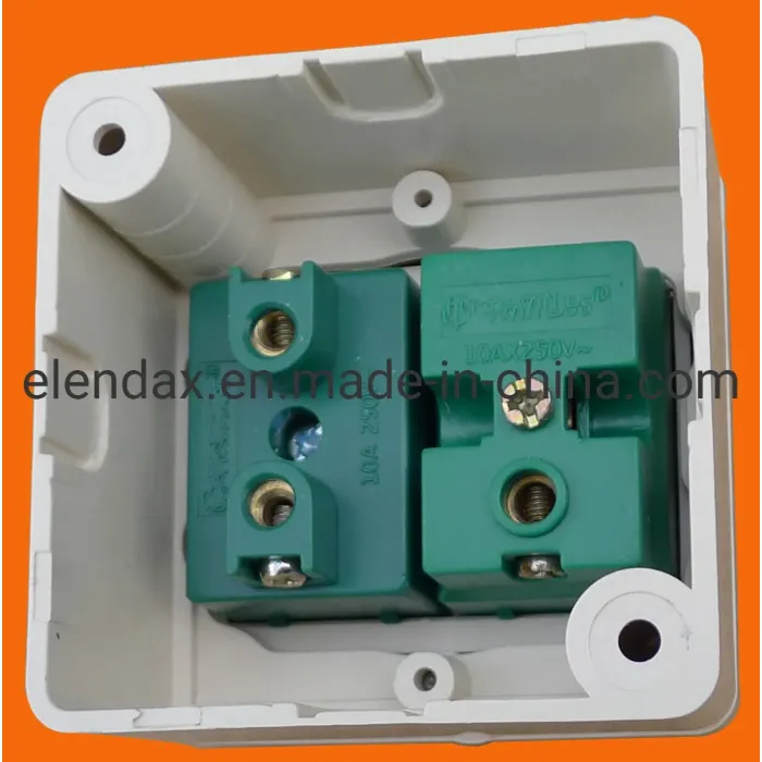 Soket Daya yang Dipasang di Permukaan Standar Eropa S2010