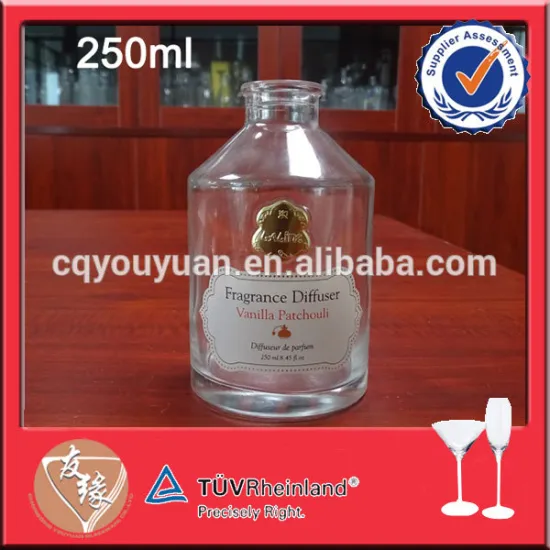 Lovely style 100ml 250ml fancy glass bottle diffuser with cork