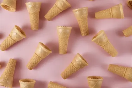 Zodiac series crispy egg roll