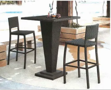 Hot Selling Outdoor Waterproof Sun Protection Rattan Bar Stool and Table Set