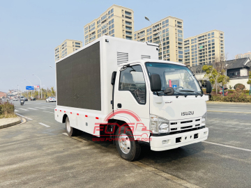 ISUZU Outdoor Display LED Advertising Truck